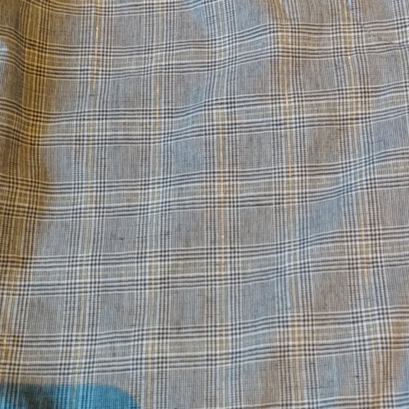 The Limited Shorts - Picture 2 of 3